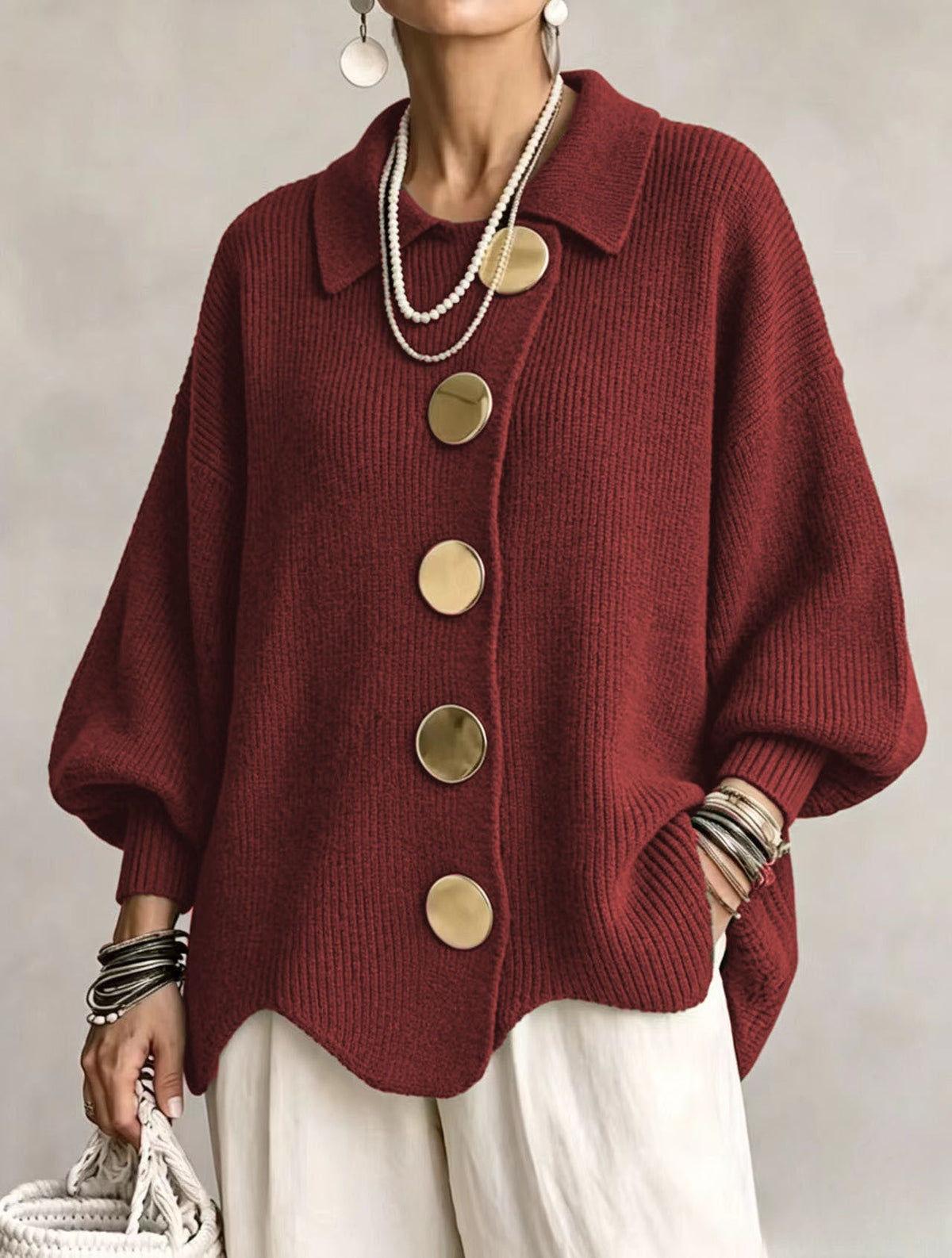 Cardigan Oversize con Bottoni Dorati