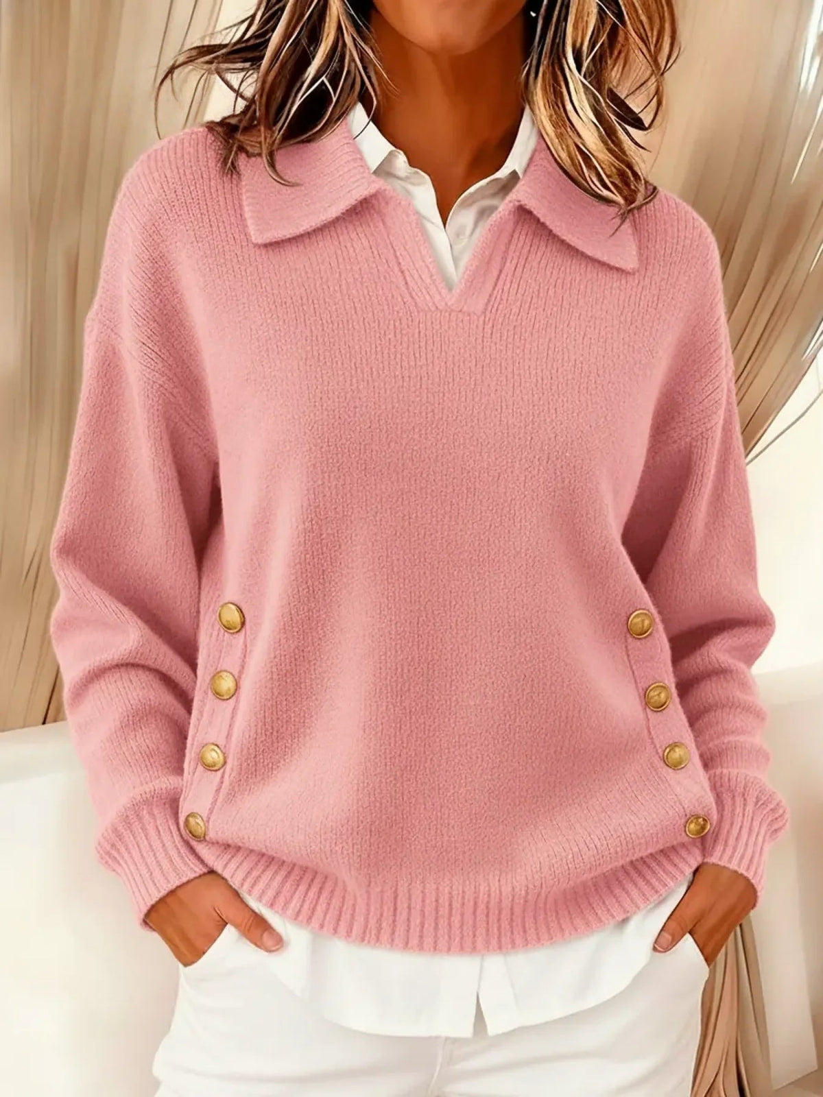 Maglione Elegante con Dettagli Dorati